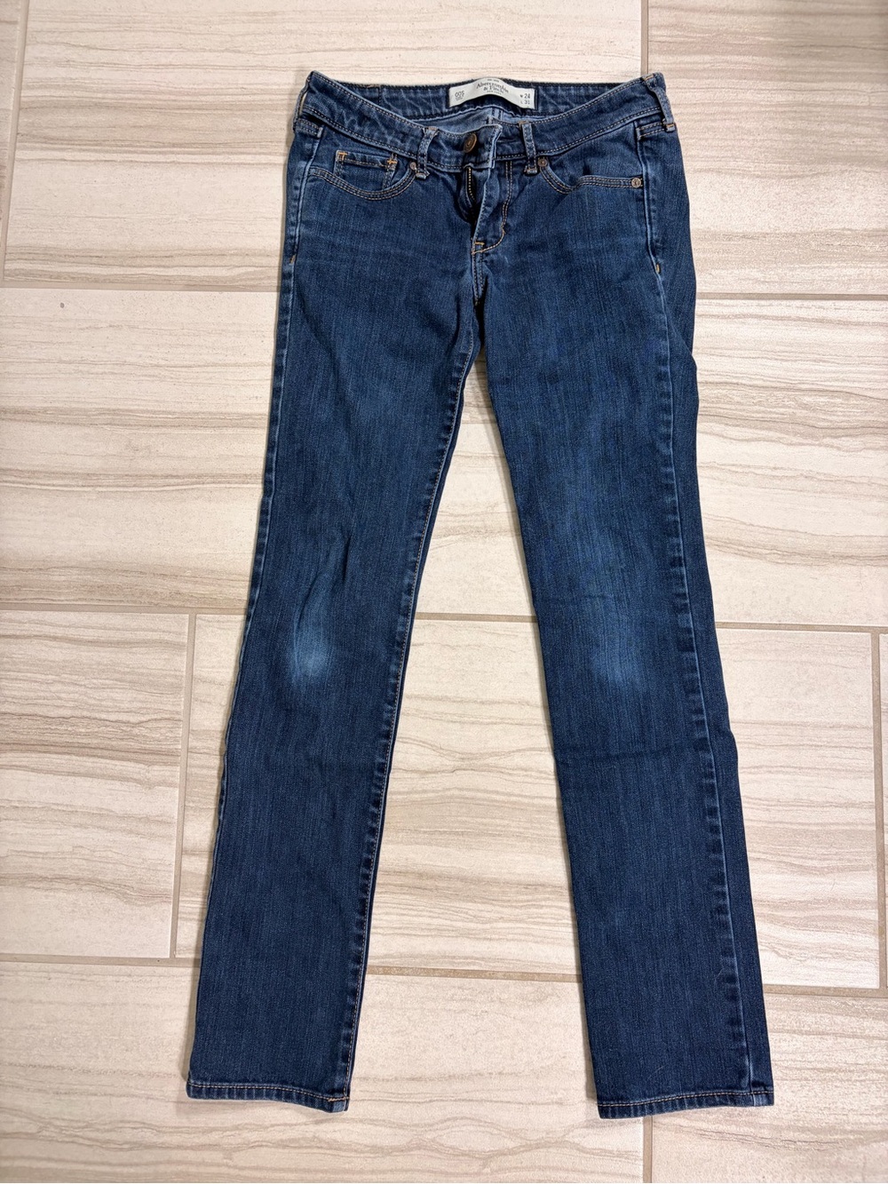 Abercrombie & Fitch Women's Straight-Leg Dark Wash Jeans